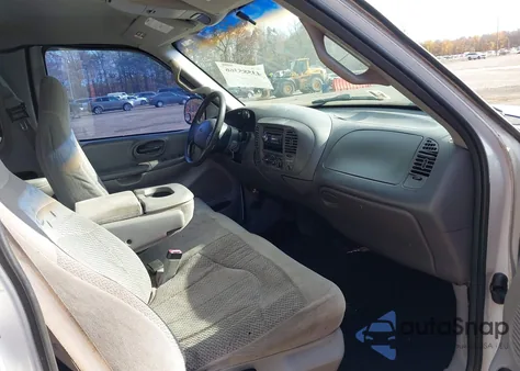 2000 Ford F-150 Lariat/Work Series/Xl/Xlt from USA, damaged, VIN 1FTRX18LXYNB45746